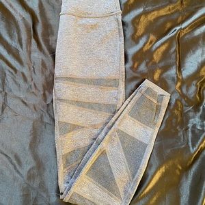 Lululemon Grey mesh Leggings